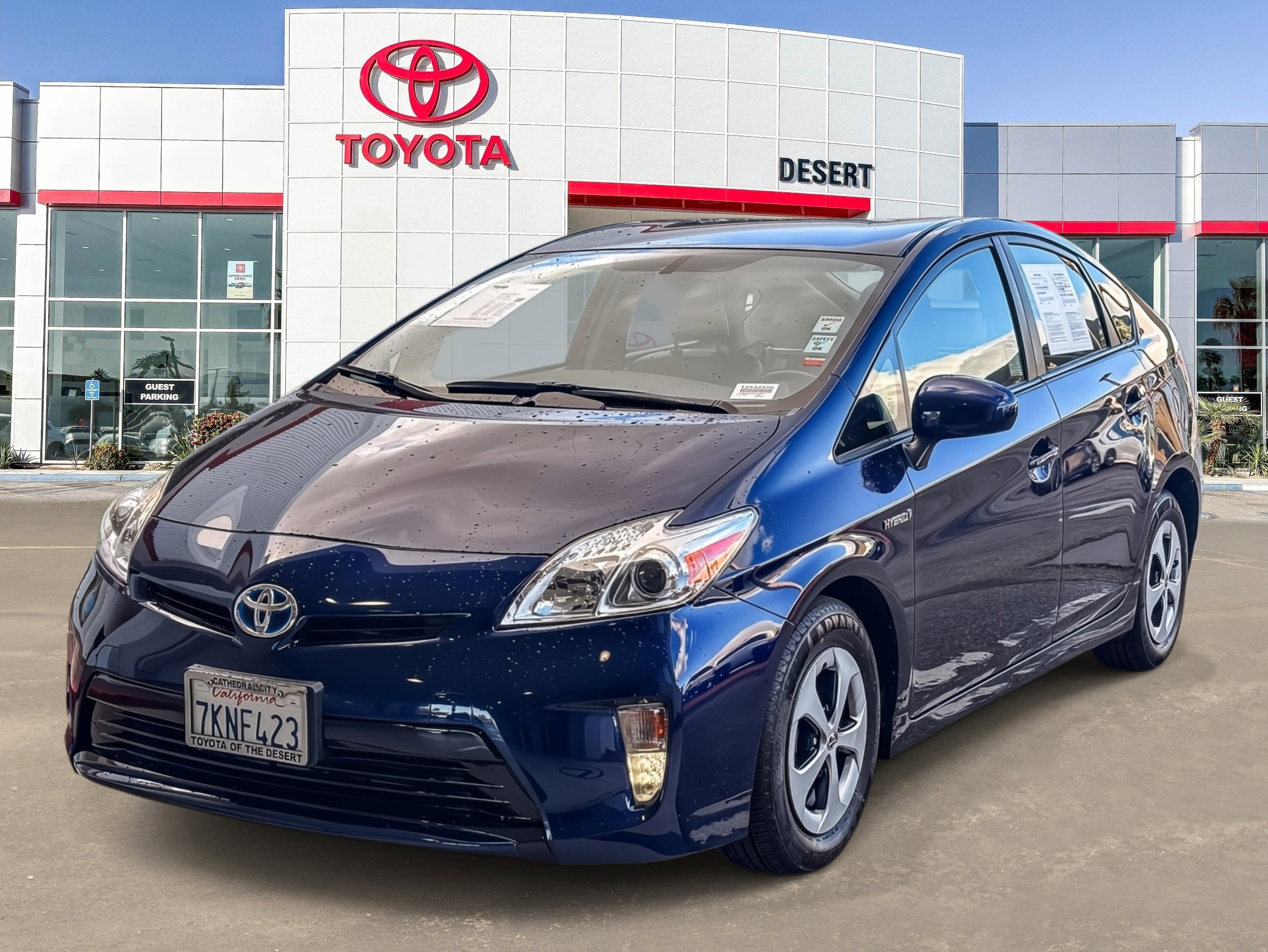 Used 2015 Toyota Prius Four image 3