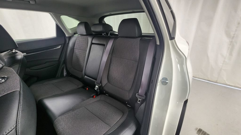 Used 2026 Kia Seltos S AWD/4WD image 12