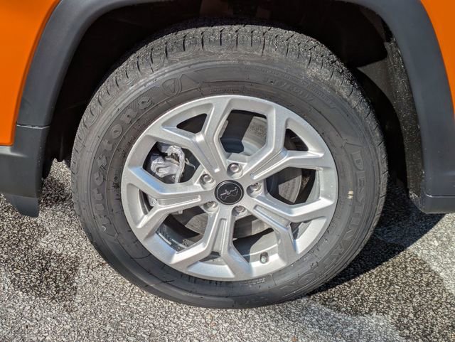 New 2026 Jeep Compass Latitude AWD/4WD image 11
