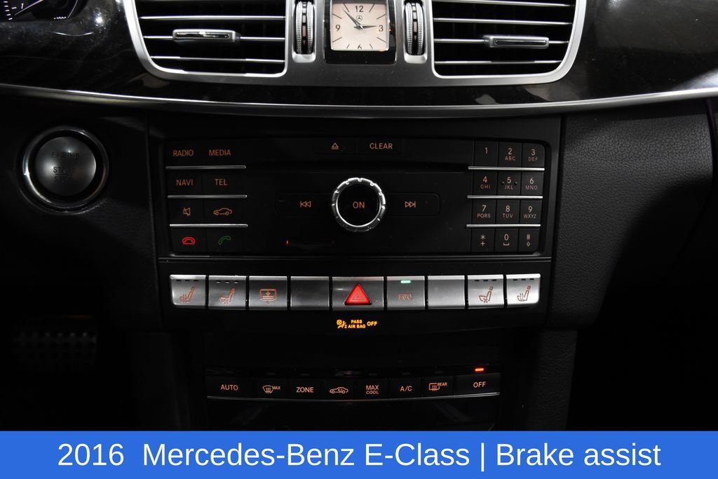 Used 2016 Mercedes-Benz E 400 4MATIC Sedan image 21