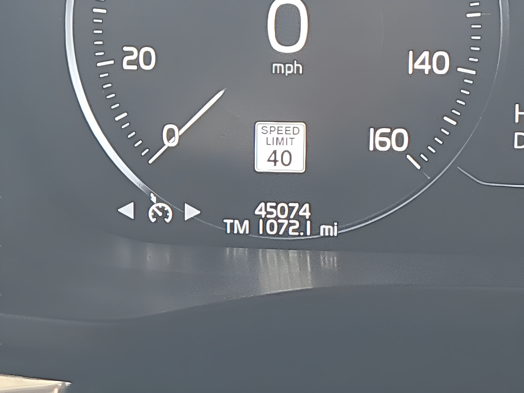 Used 2021 Volvo XC60 T5 Inscription AWD/4WD image 9