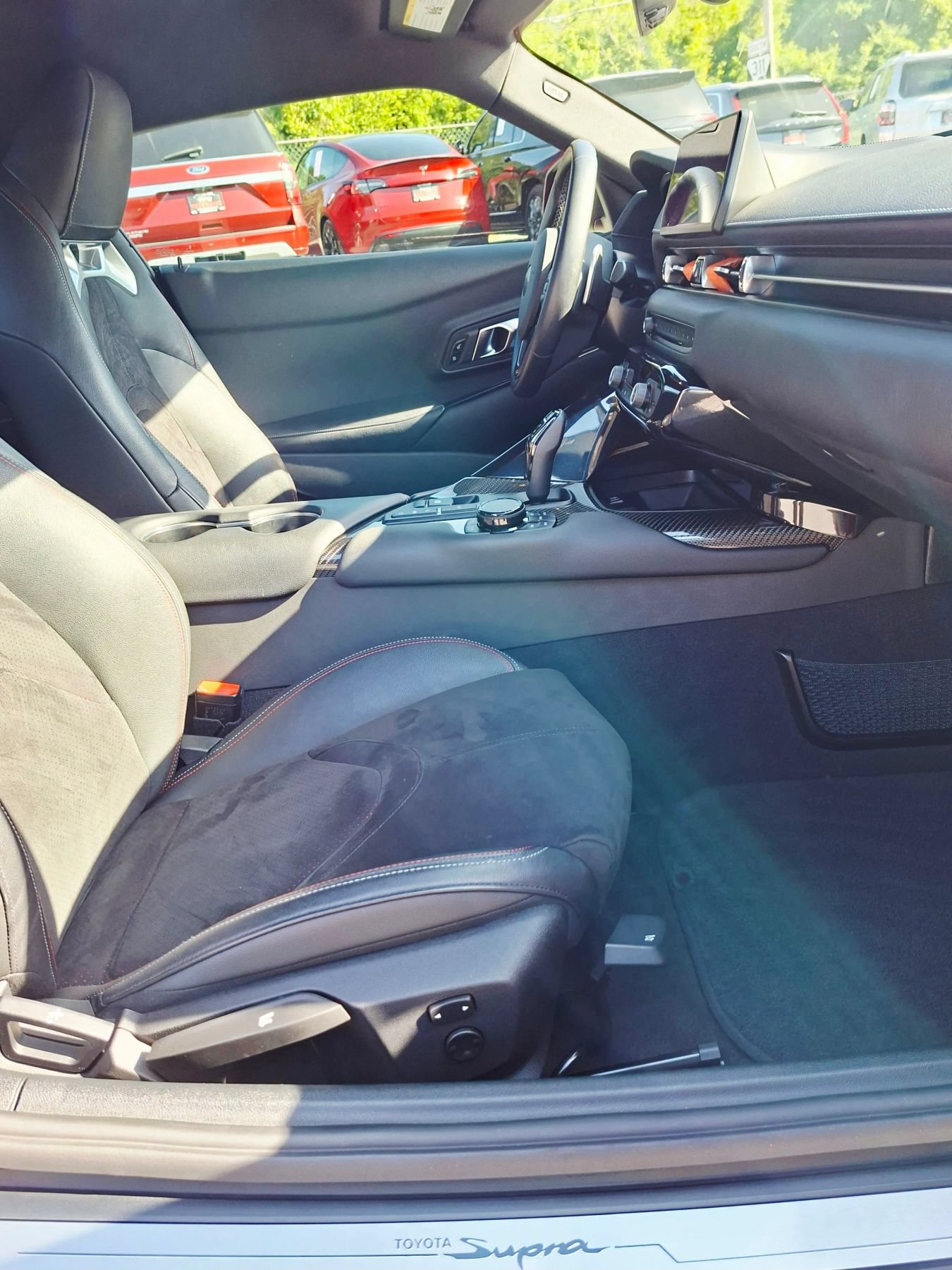 Used 2022 Toyota Supra w/ Safety & Technology Package RWD image 12
