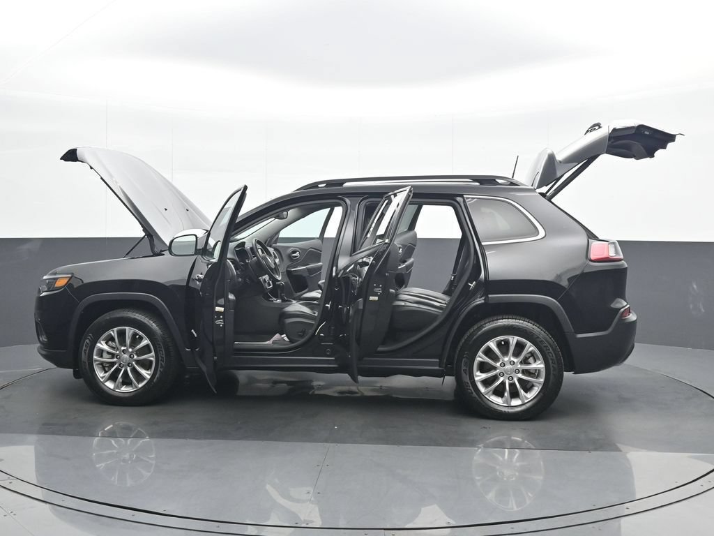 Used 2022 Jeep Cherokee Latitude Lux w/ Sun & Sound Group AWD/4WD image 37