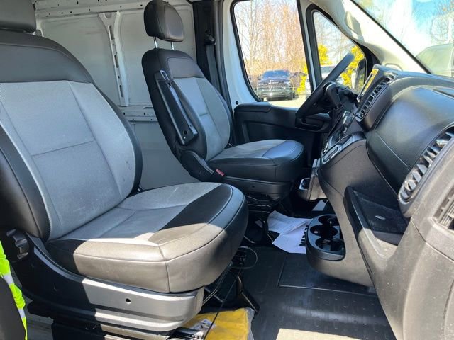 Used 2025 RAM ProMaster 2500 w/ Convenience Group FWD image 37