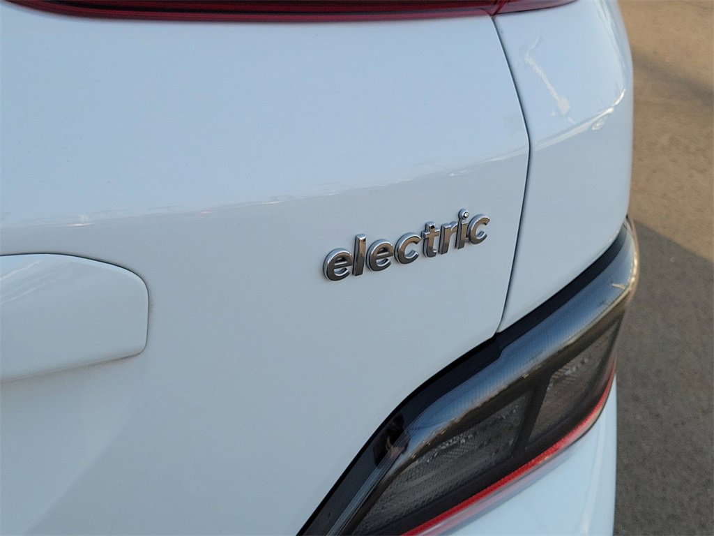 Used 2022 Hyundai Kona SEL w/ Convenience Package image 21