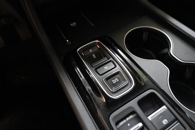 Used 2025 Honda Pilot EX-L image 28