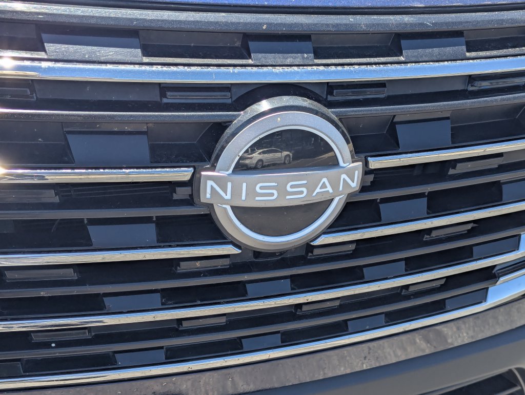 Used 2025 Nissan Rogue SV AWD/4WD image 10