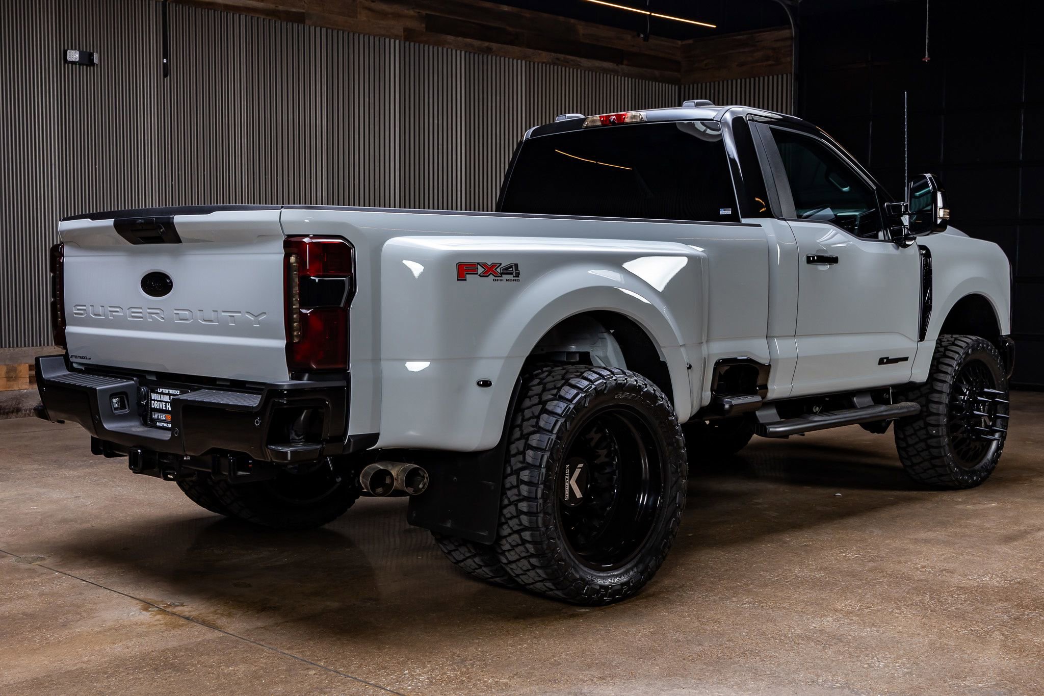 Used 2026 Ford F350 XLT w/ 360-Degree Camera Package AWD/4WD image 10