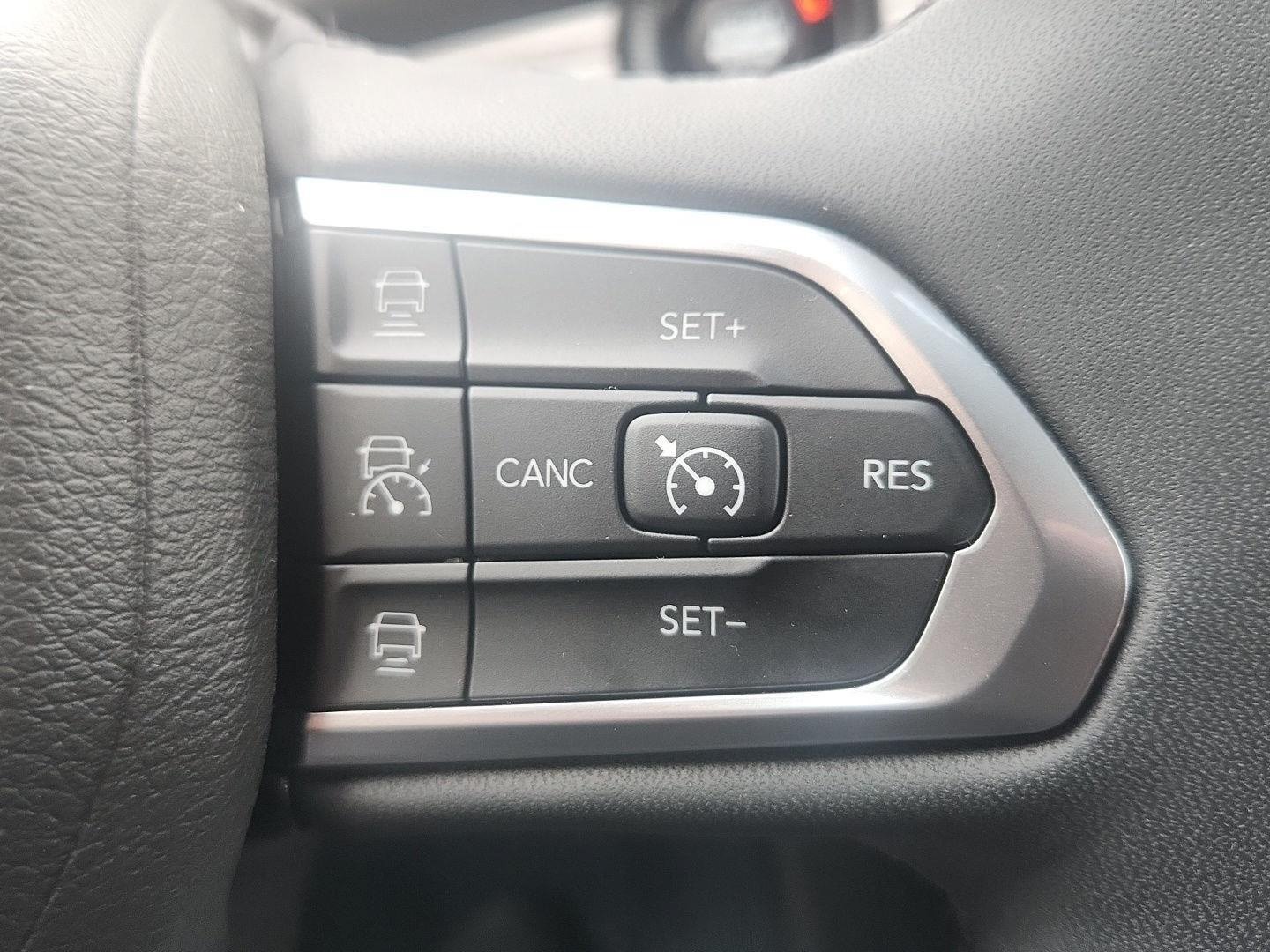 Used 2023 Jeep Compass Limited AWD/4WD image 20