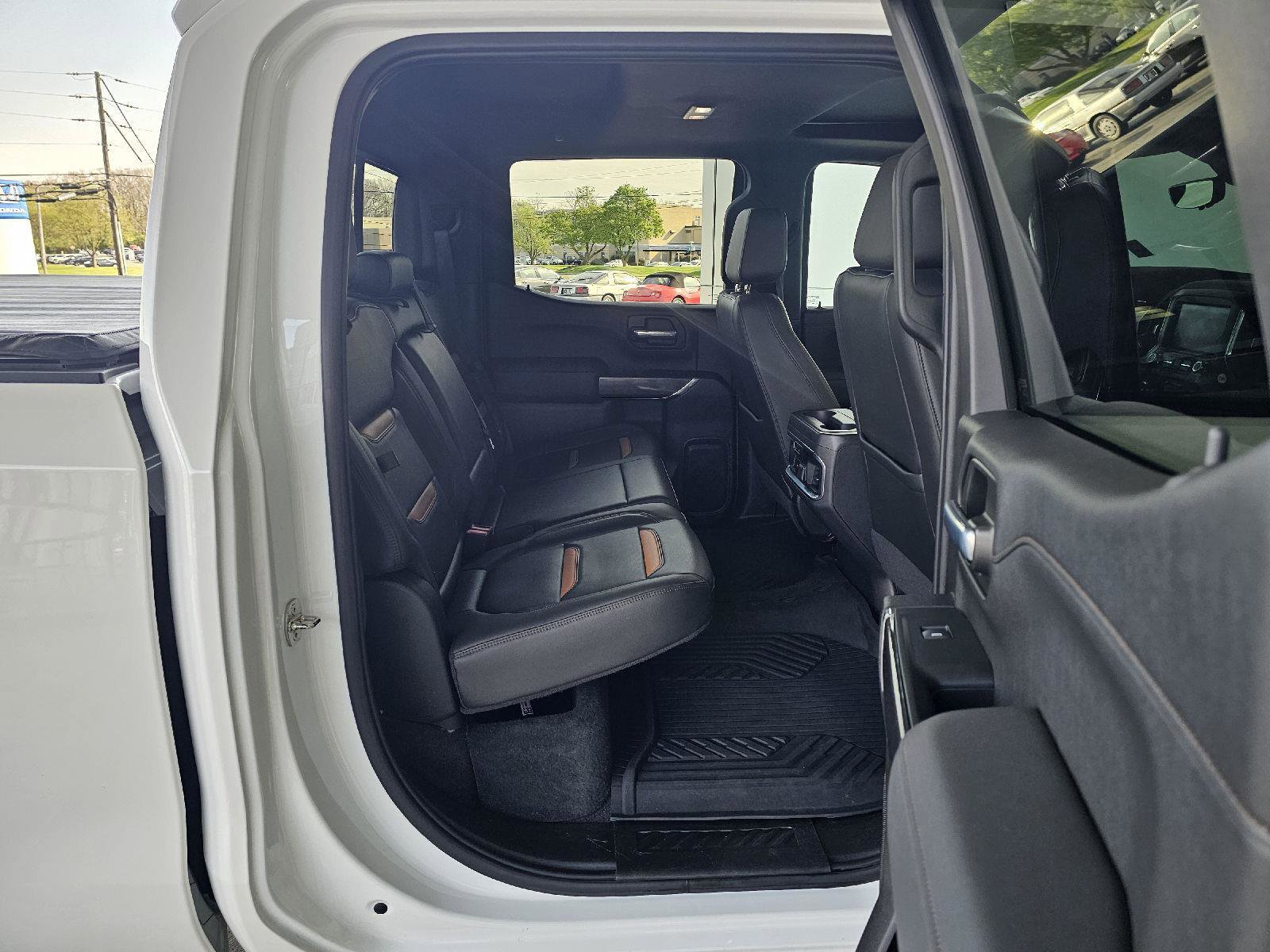 Used 2020 GMC Sierra 1500 AT4 w/ AT4 Premium Package AWD/4WD image 14