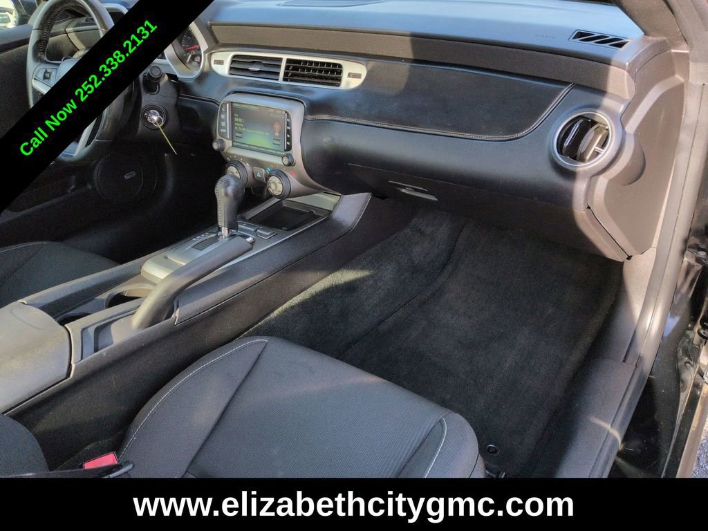 Used 2013 Chevrolet Camaro LT image 18