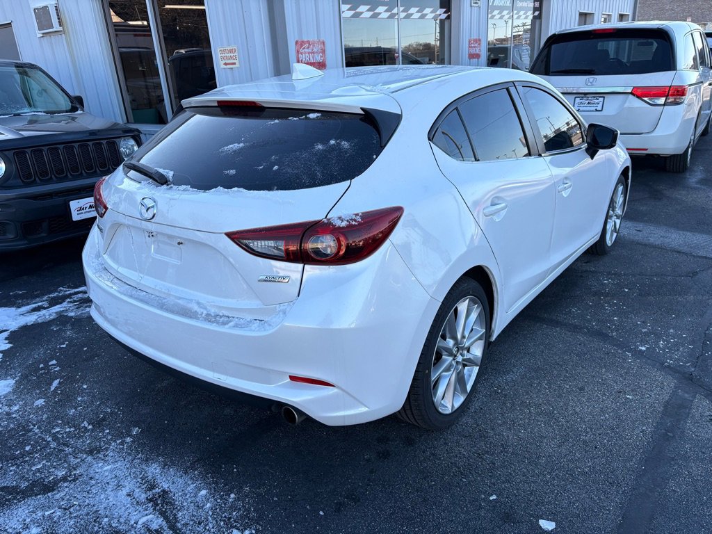 Used 2017 MAZDA MAZDA3 Grand Touring w/ Premium Equipment Package image 3