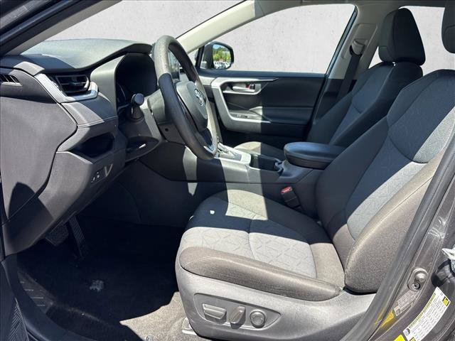 Certified 2025 Toyota RAV4 XLE FWD image 10