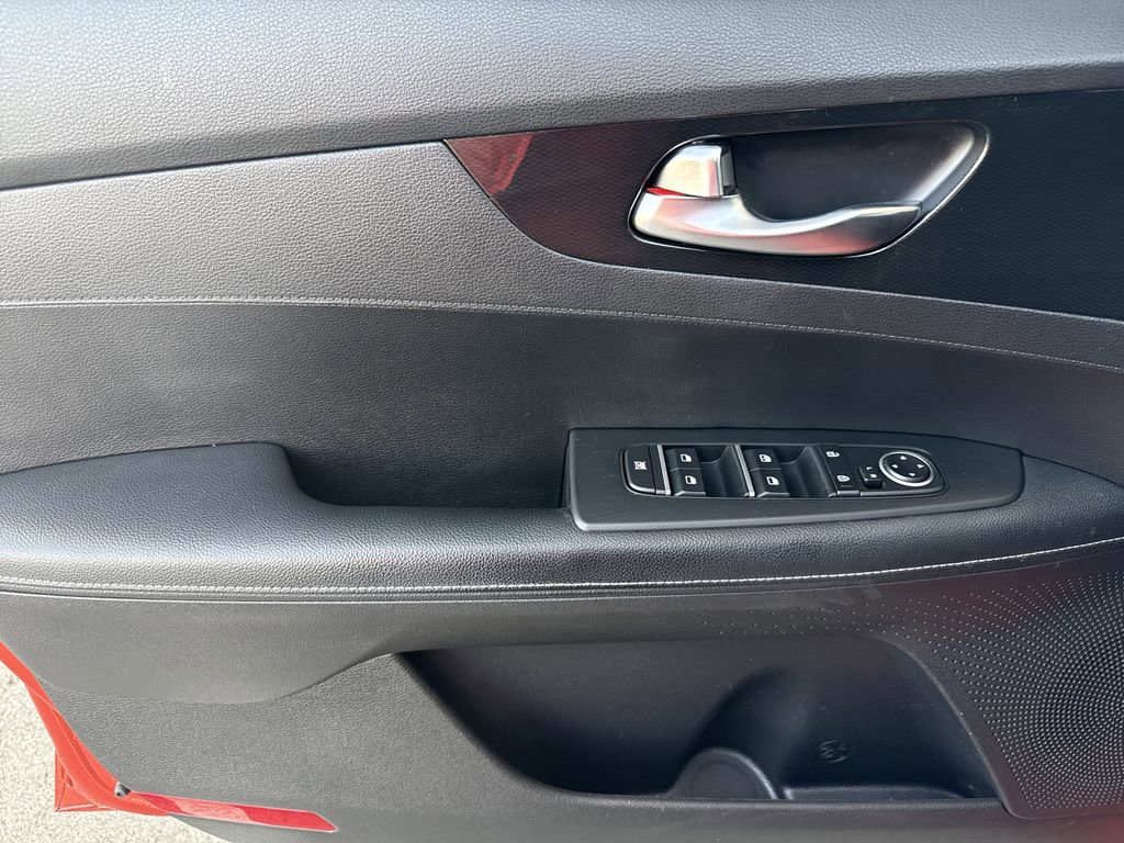 Used 2022 Kia Forte GT-Line image 19