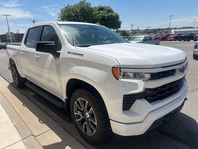 Used 2022 Chevrolet Silverado 1500 RST RWD image 3