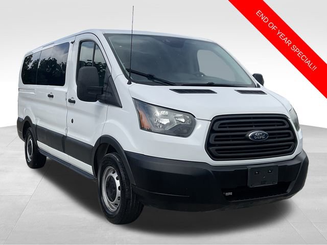 Used 2016 Ford Transit 150 XL image 1