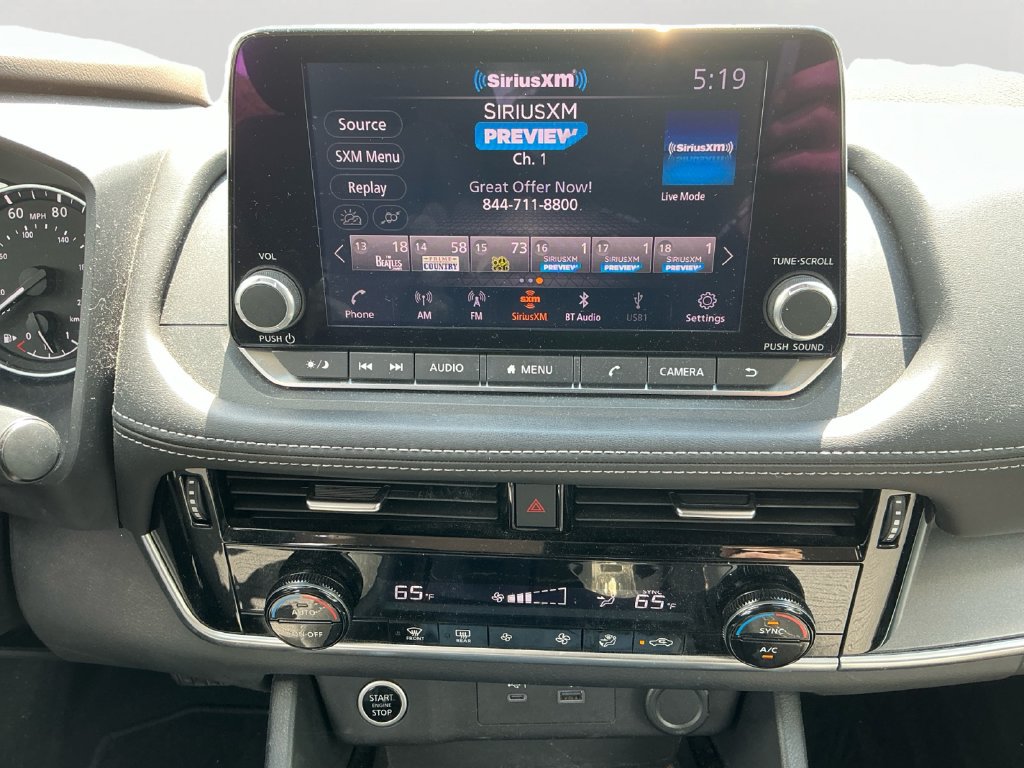 Used 2022 Nissan Rogue SV AWD/4WD image 17