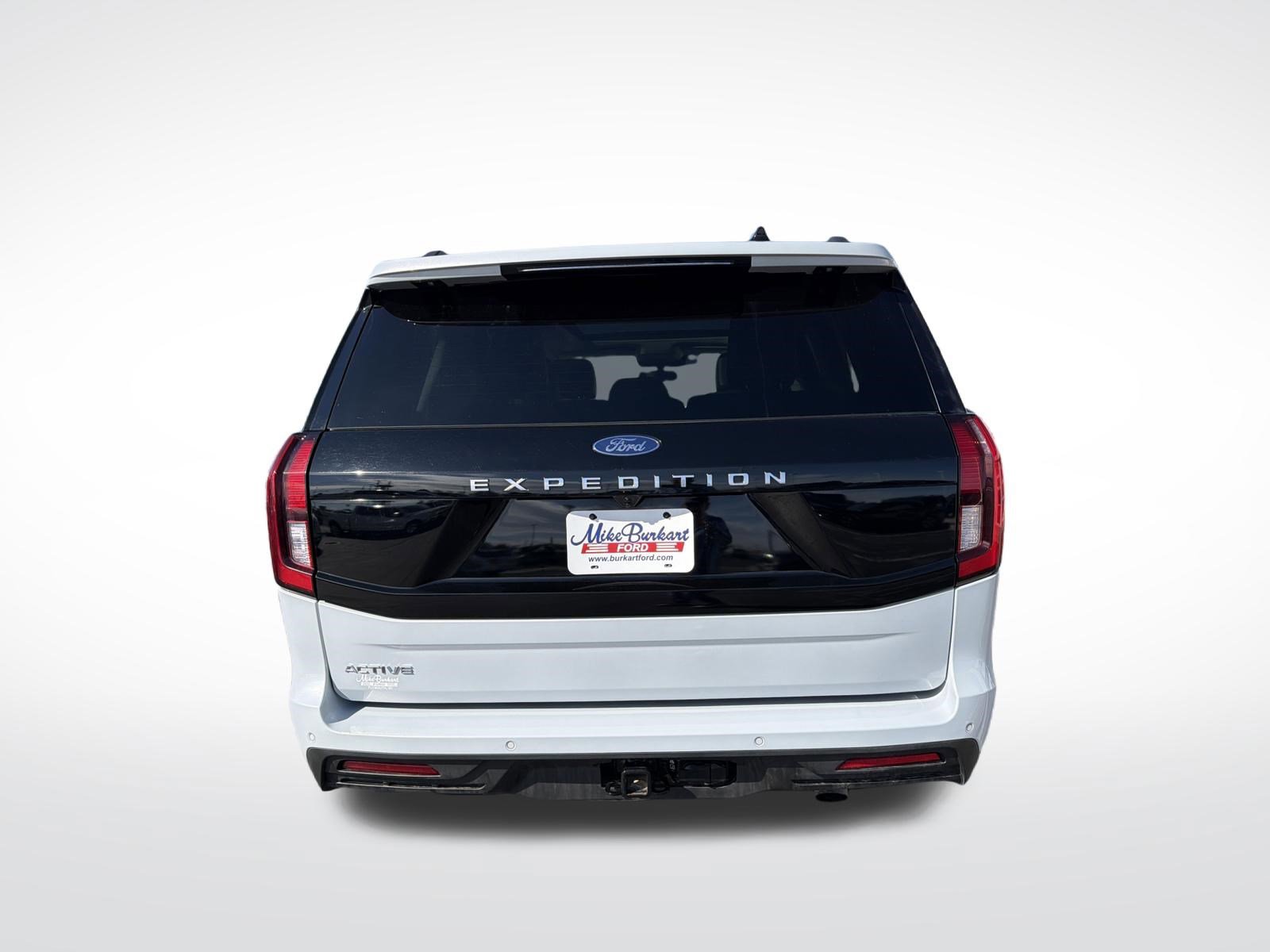 Certified 2025 Ford Expedition Active AWD/4WD image 9