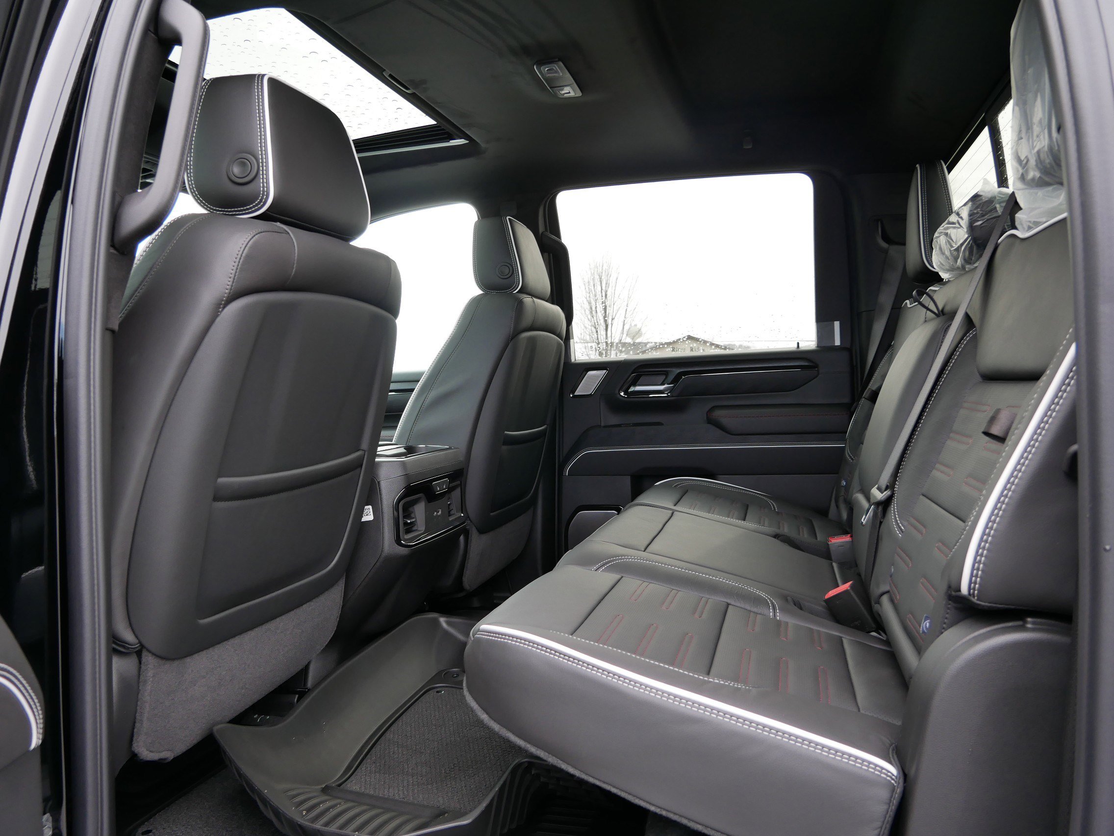 New 2026 GMC Sierra 2500 AT4X image 12