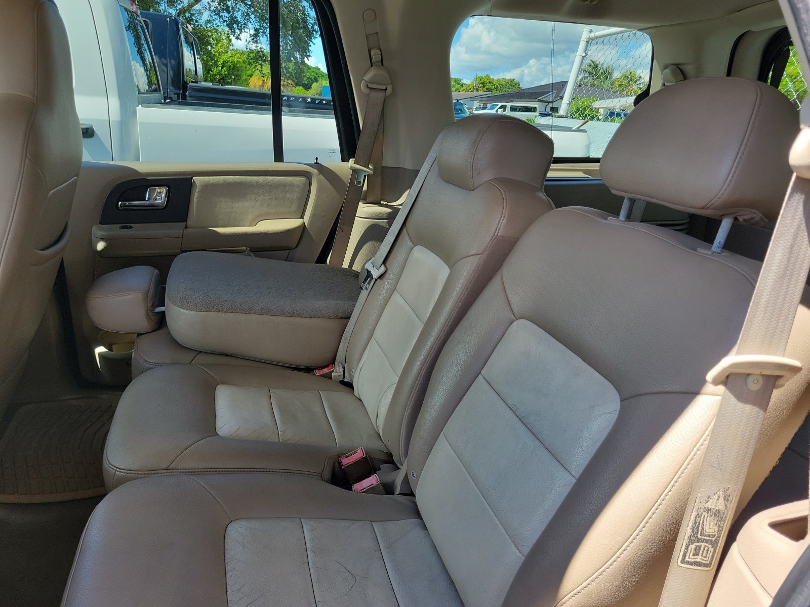 Used 2004 Ford Expedition Eddie Bauer RWD image 12
