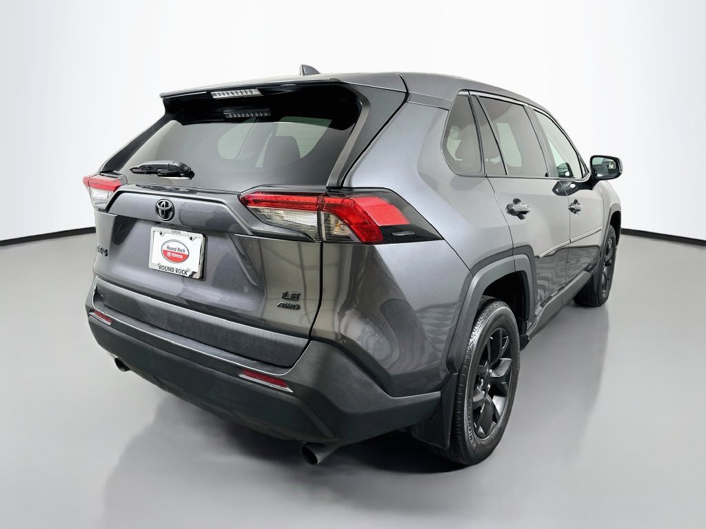 Certified 2024 Toyota RAV4 LE AWD/4WD image 5