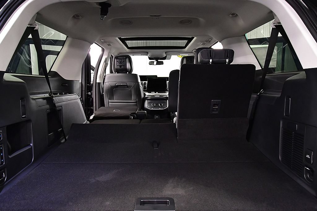 New 2027 Ford Expedition Max Active AWD/4WD image 28