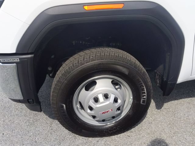New 2025 GMC Sierra 3500 Pro w/ Convenience Package AWD/4WD image 18
