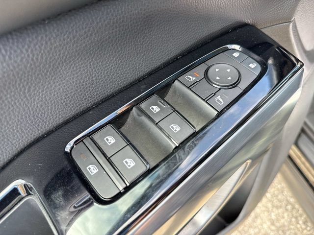 Used 2023 Nissan Pathfinder SL w/ SL Premium Package AWD/4WD image 13