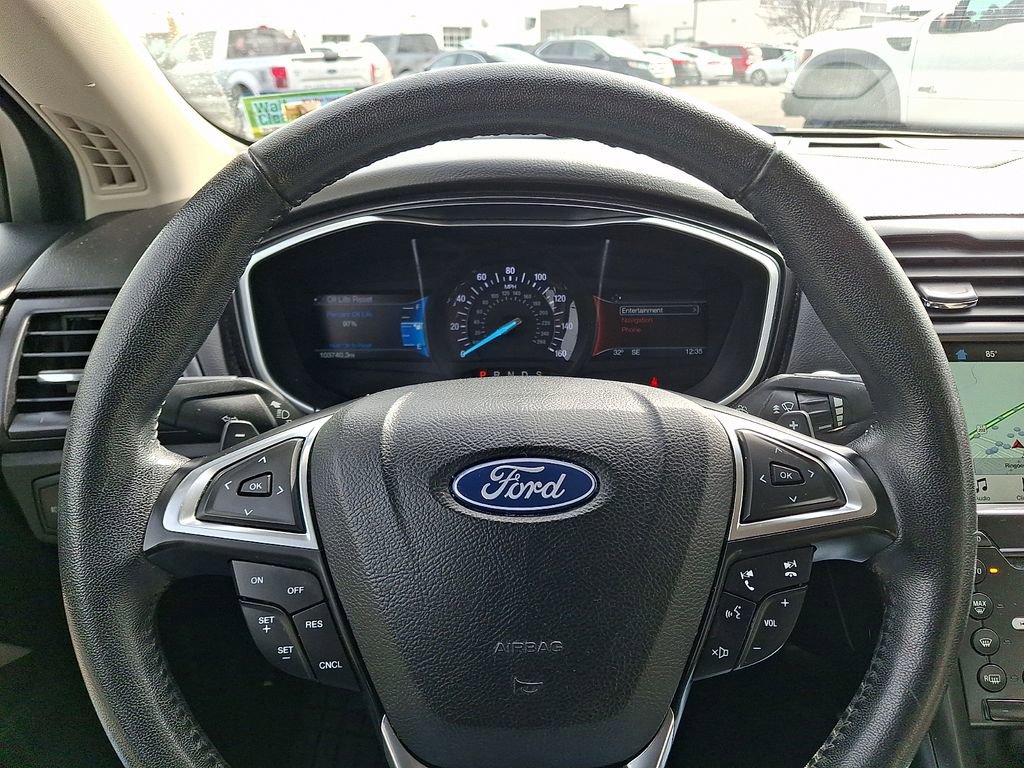 Used 2018 Ford Fusion Titanium image 18