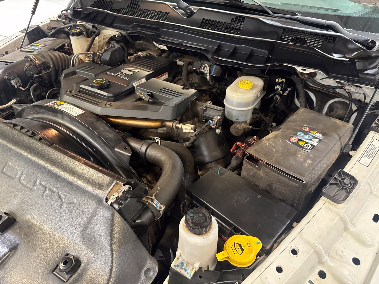 Used 2014 RAM 2500 SLT w/ Luxury Group AWD/4WD image 48