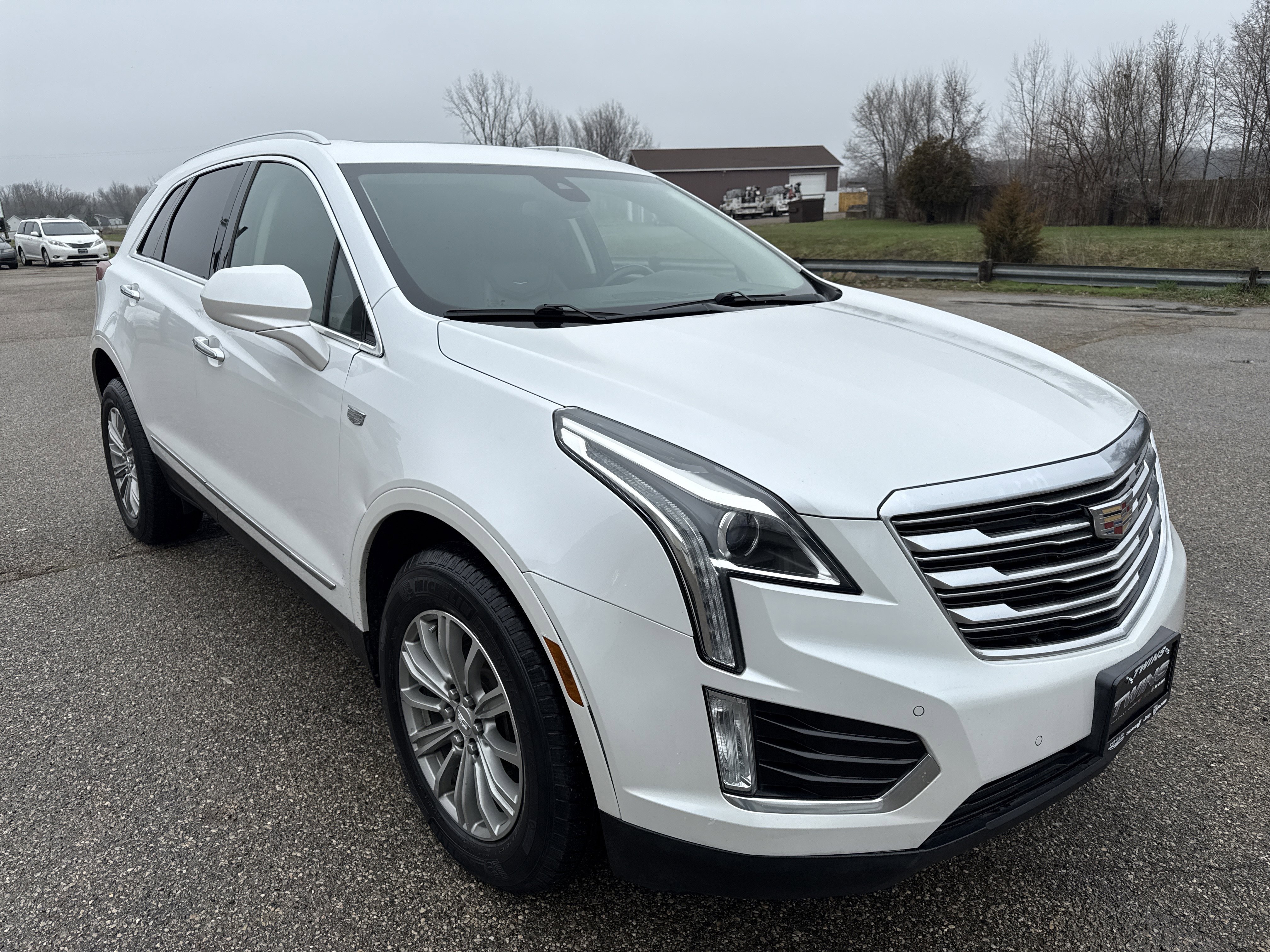 Used 2019 Cadillac XT5 Luxury AWD/4WD image 1