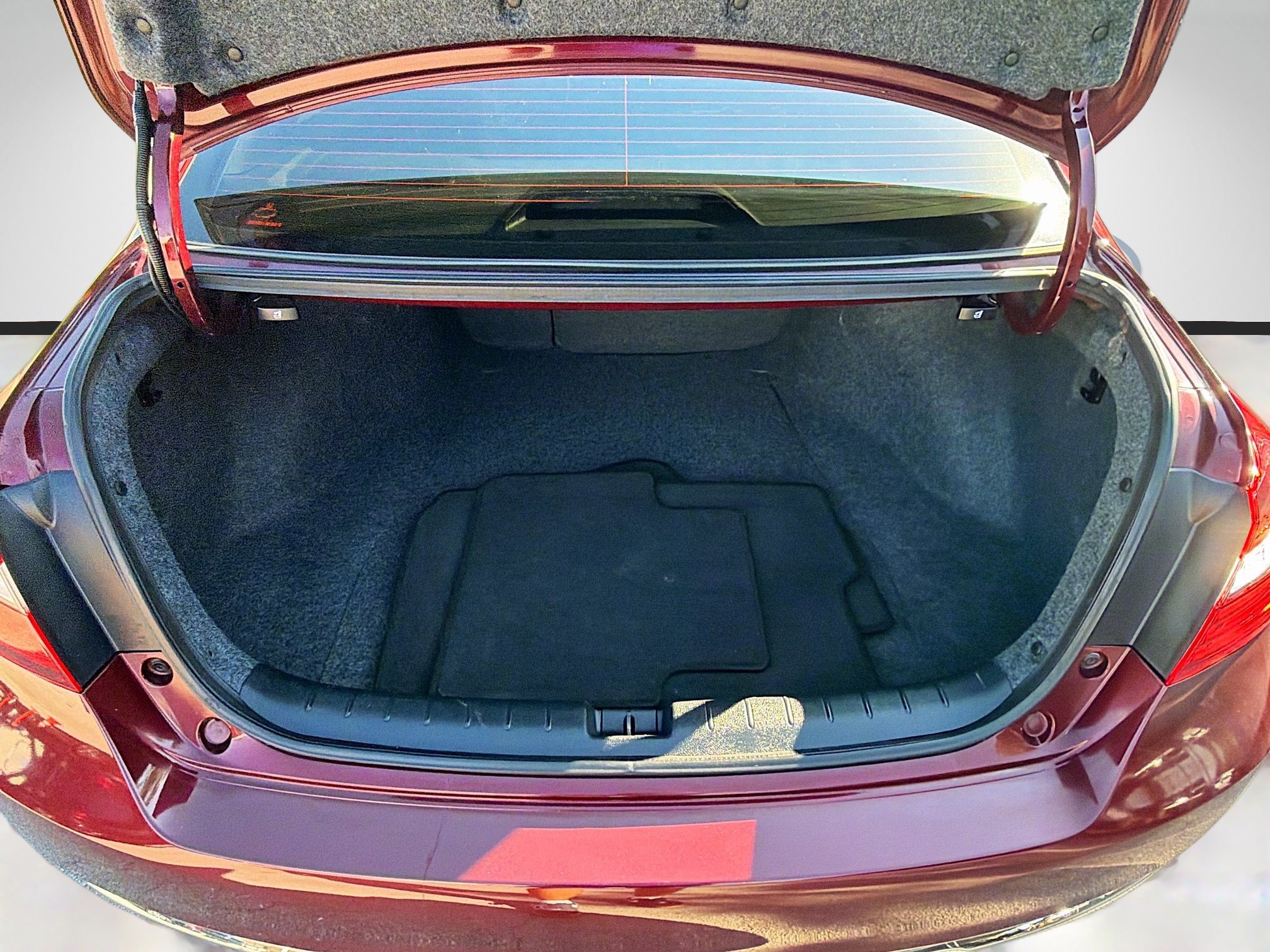 Used 2016 Honda Accord Sport image 23