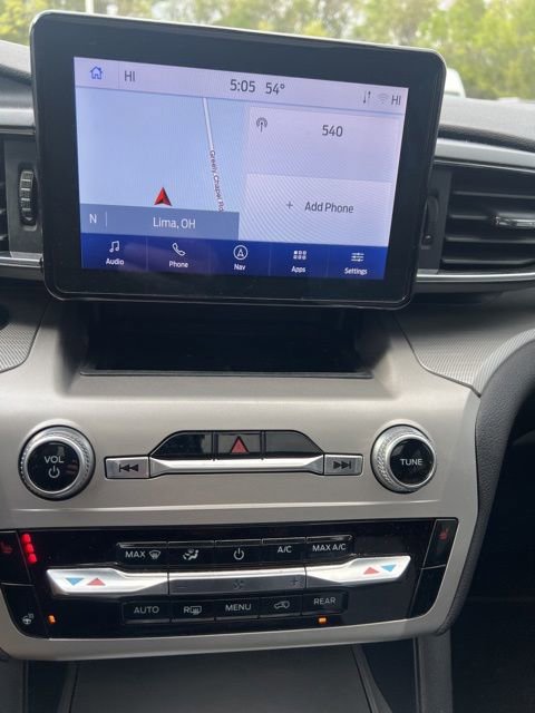 Used 2022 Ford Explorer XLT w/ Equipment Group 202A AWD/4WD image 17