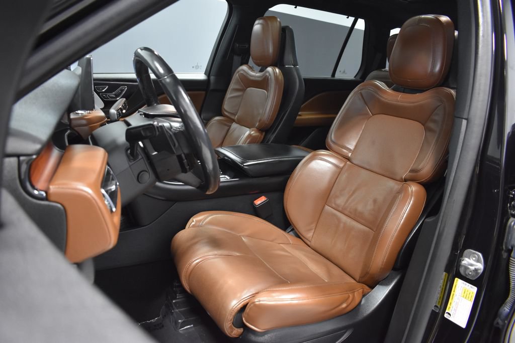 Used 2021 Lincoln Aviator Reserve w/ Equipment Group 210A AWD/4WD image 5