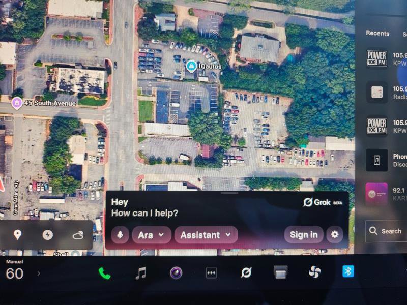 Used 2023 Tesla Model X image 46