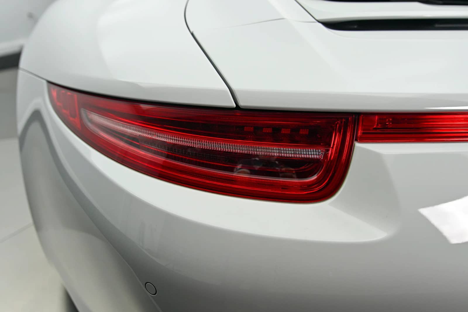 Used 2013 Porsche 911 Carrera 4S AWD/4WD image 3