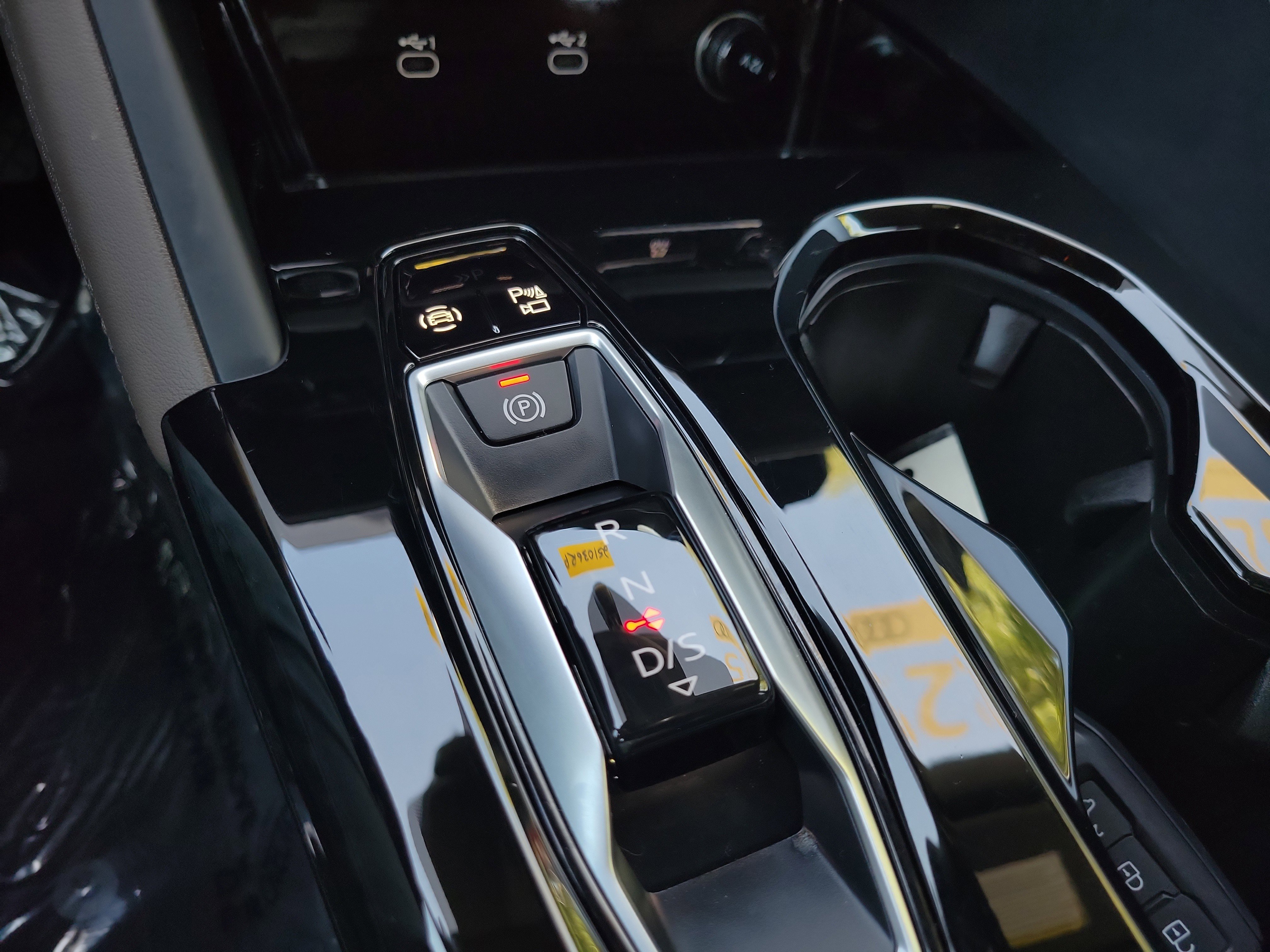 Used 2025 Audi Q5 Premium Plus w/ Premium Plus image 27