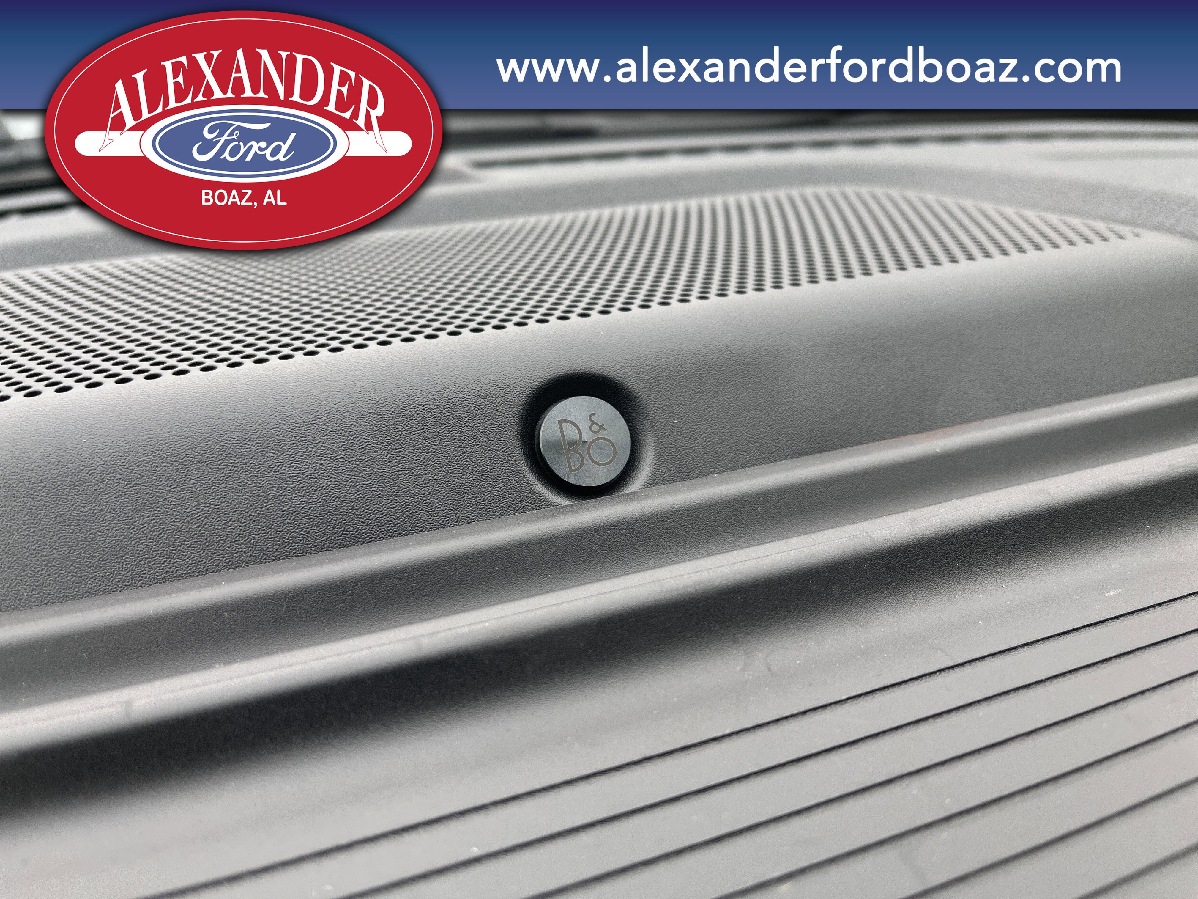 New 2026 Ford F350 Lariat w/ Black Appearance Package image 25