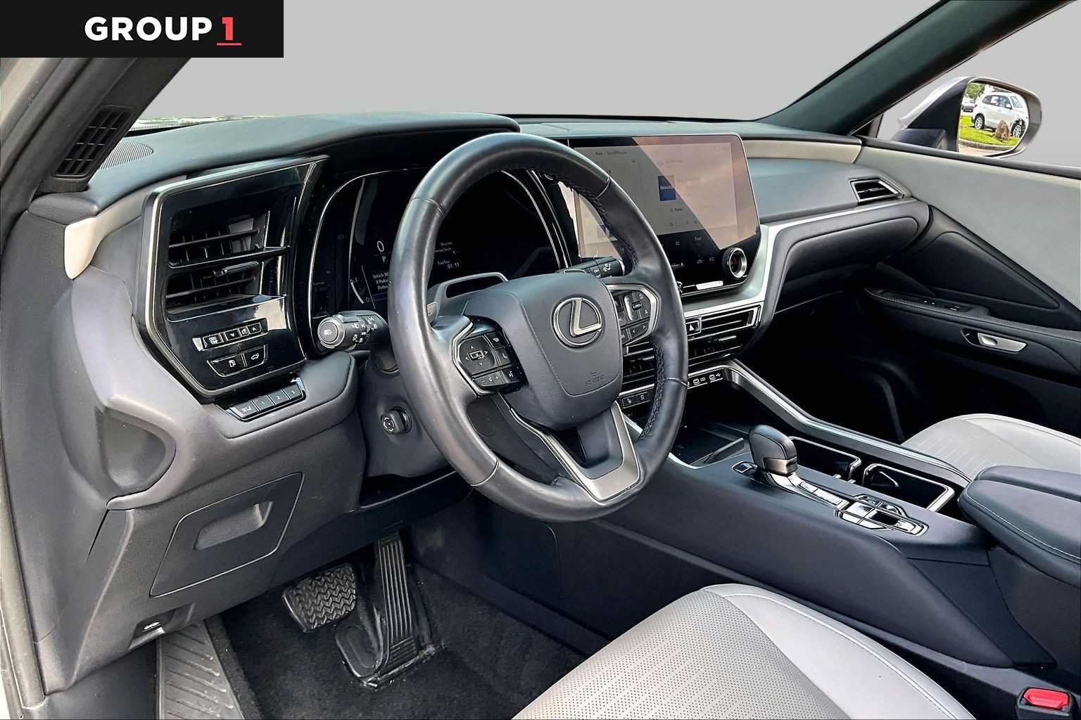 Used 2024 Lexus TX 350 AWD w/ Captains Chair Package image 15