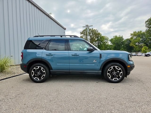 Used 2023 Ford Bronco Sport Outer Banks w/ Tech Package AWD/4WD image 7