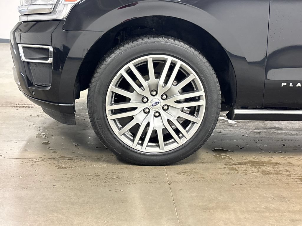 Used 2023 Ford Expedition Max Platinum RWD image 9