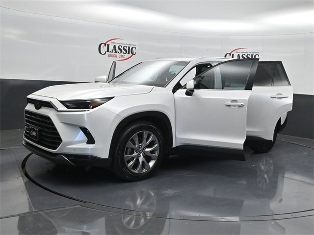 Used 2024 Toyota Grand Highlander Limited image 27