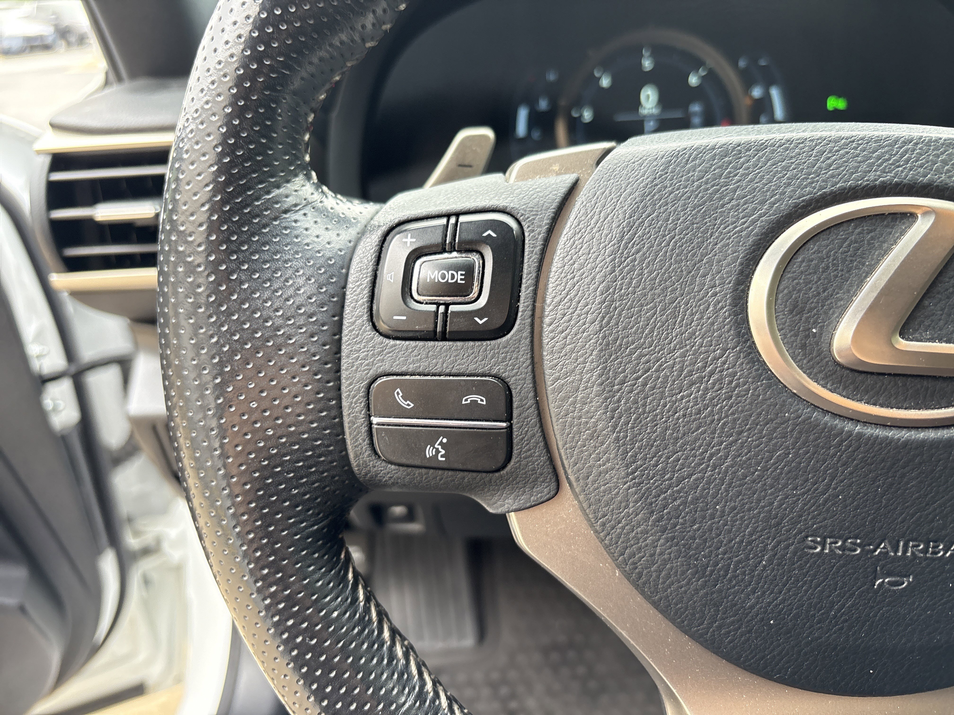 Used 2019 Lexus IS 300 F Sport w/ F Sport Package image 26