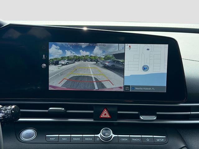 Certified 2025 Hyundai Elantra SEL FWD image 13
