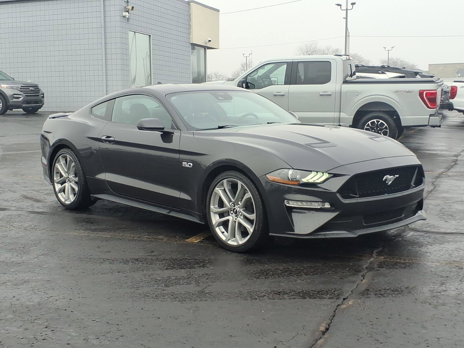 Certified 2022 Ford Mustang GT Premium w/ Equipment Group 401A image 3