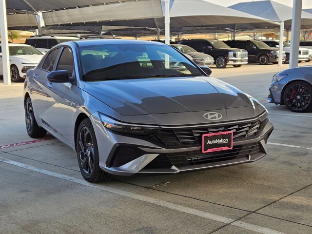 Used 2026 Hyundai Elantra Sport FWD image 7