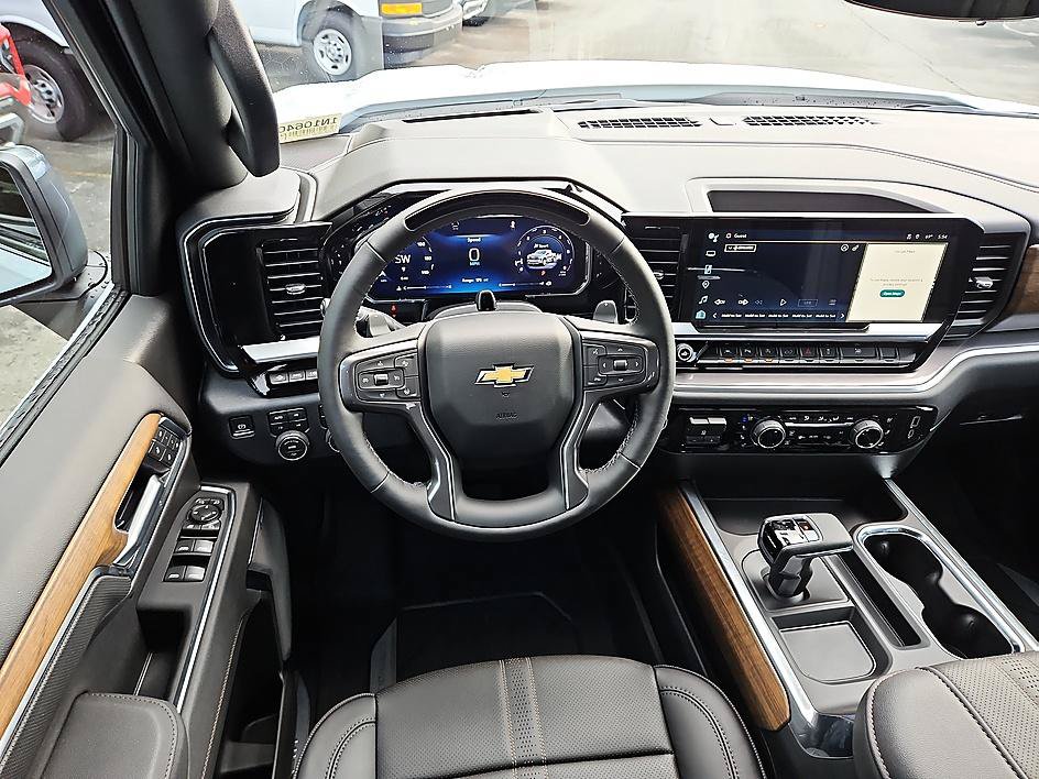 New 2026 Chevrolet Silverado 1500 High Country AWD/4WD image 12