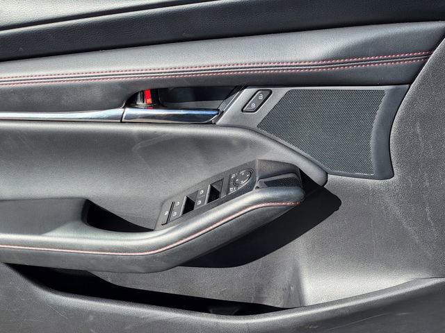 Used 2024 MAZDA MAZDA3 s image 13