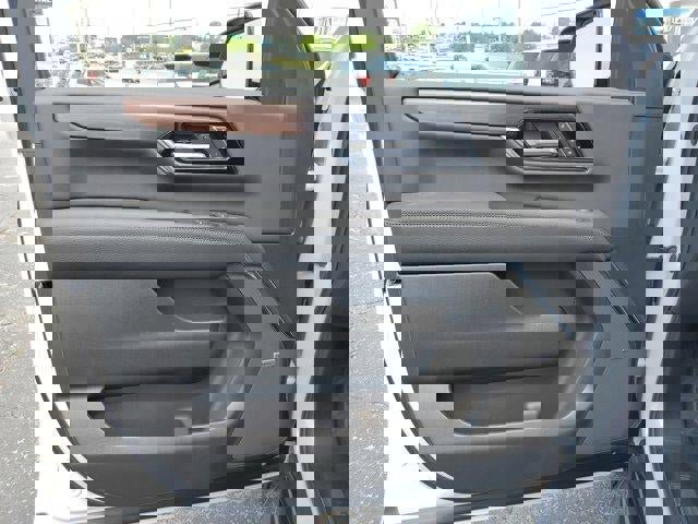 New 2026 GMC Yukon XL Denali image 16