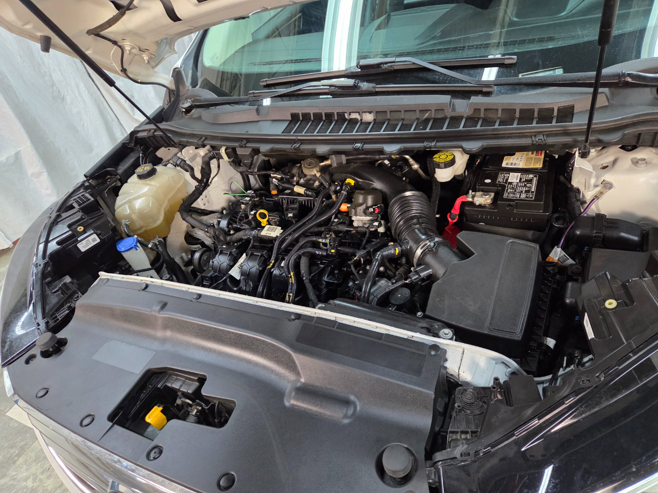 Used 2021 Ford Edge SEL image 8